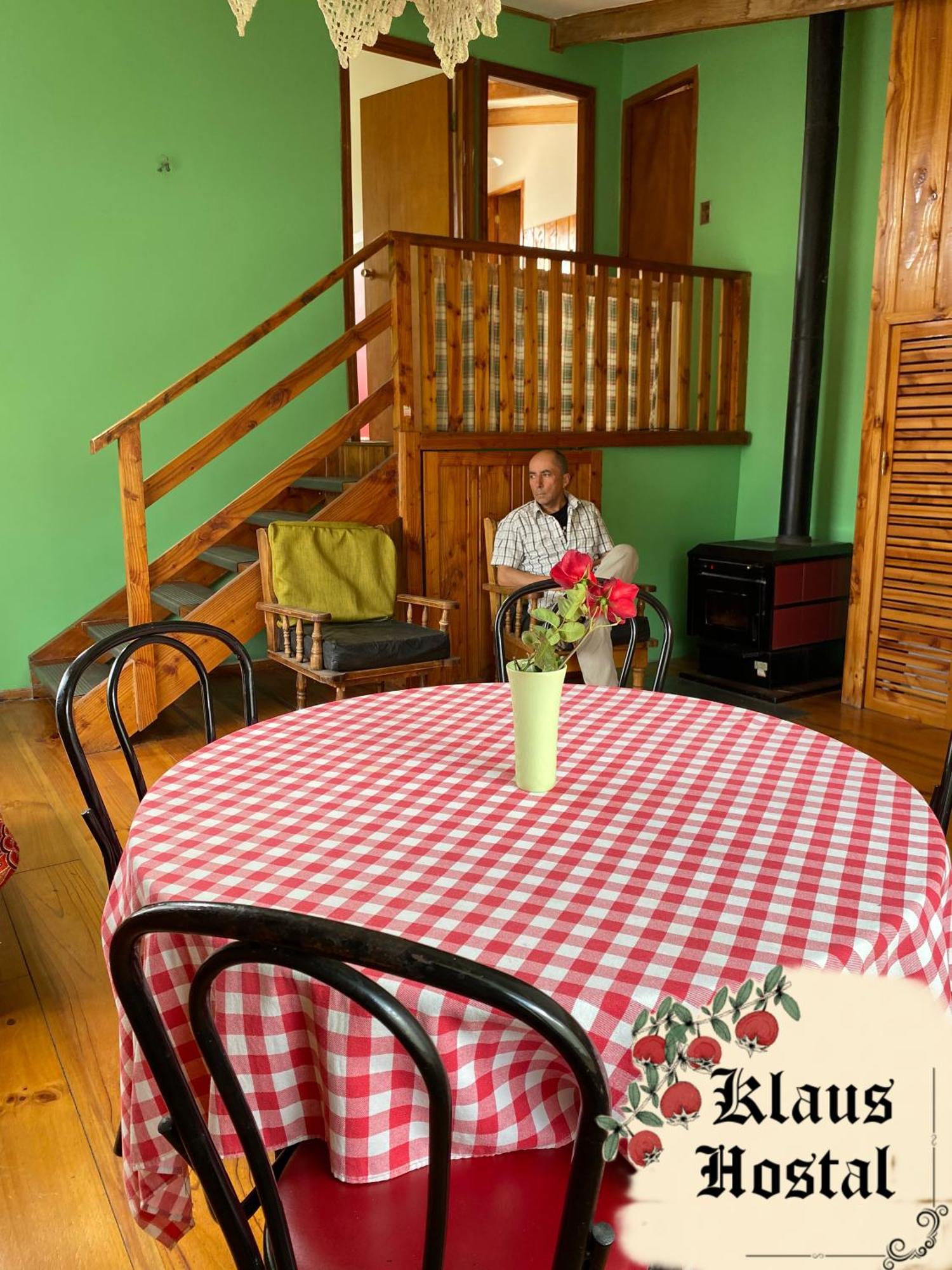 Hostal Klaus Pucon Bagian luar foto