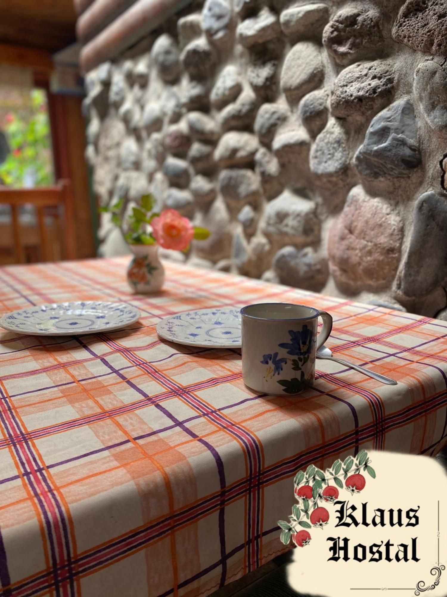Hostal Klaus Pucon Bagian luar foto
