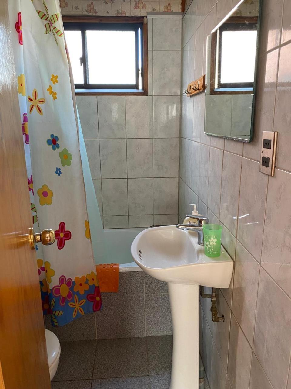 Hostal Klaus Pucon Bagian luar foto
